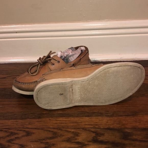 Tan Sperry top siders EUC - Picture 3 of 5